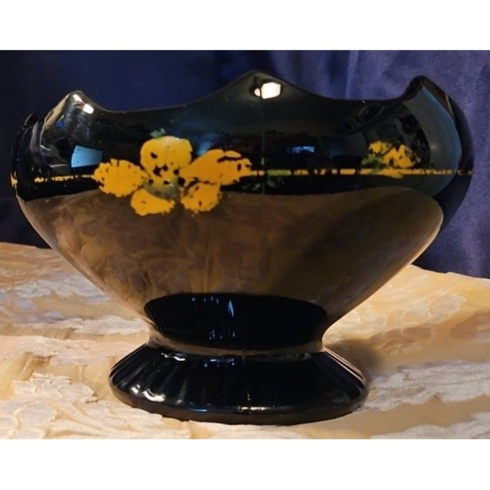 Vintage L.E. Smith" Mt Pleasant" Blk  Amethyst Glass Bowl on Pedestal 1925-1934‎